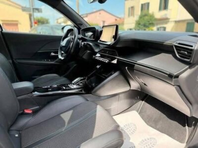 Peugeot 2008 BlueHDi 130 S&S EAT8 GT Line - Image 3