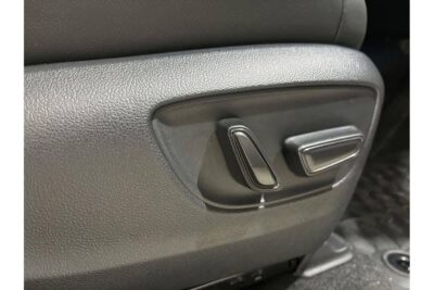 Toyota Landcruiser Prado GXL GDJ251R - Slika 19