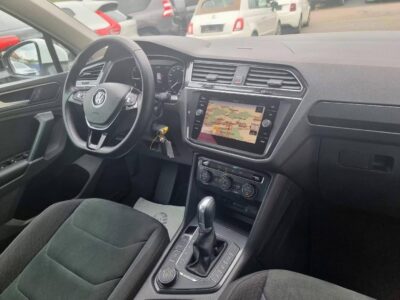 Volkswagen Tiguan Highline 4Motor DSG - Image 7