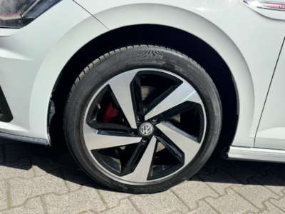 Volkswagen Polo GTI 2.0 TSI OPF DSG - Image 10