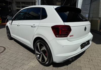 Volkswagen Polo GTI 2.0 TSI OPF DSG - Image 15
