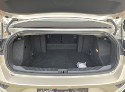 Volkswagen T-Roc Convertible R-Line 1.5 TSI (150 HP) - Image 16